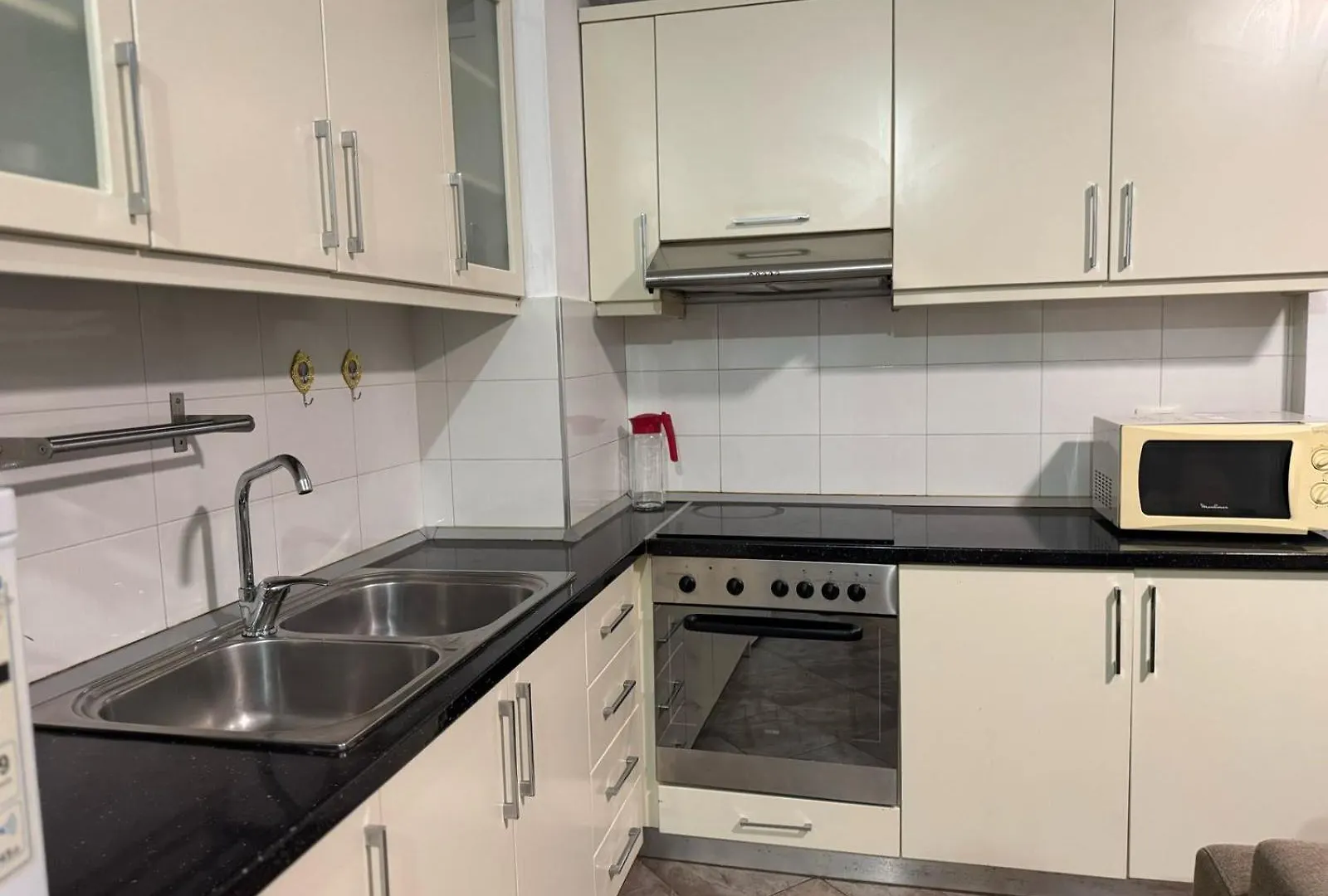 Tirana Centre Lions Gate 8 Apartman