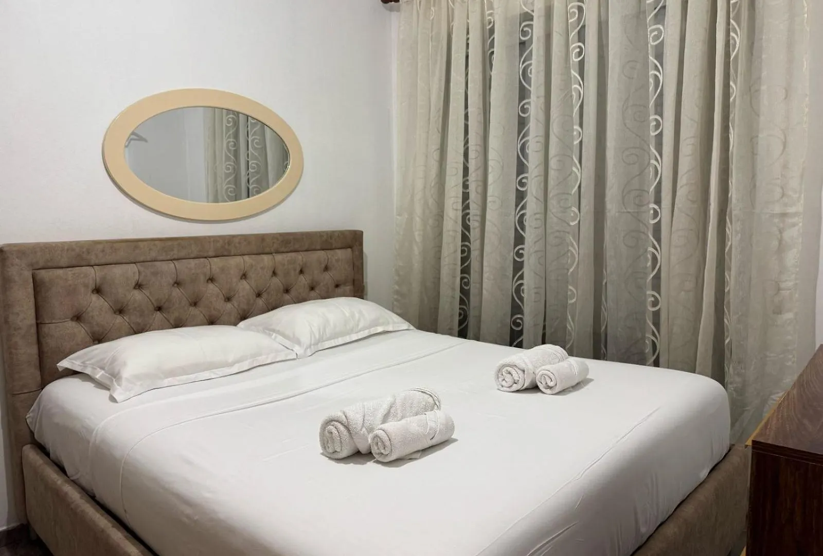 Tirana Centre Lions Gate 8 Apartman